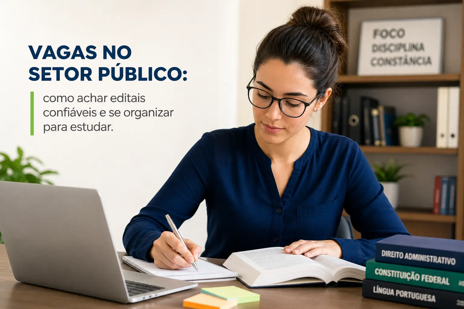 Mulher estudando direito com livros e Constituição Federal