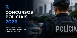 Policial em uniforme preto com boina em concursos 2026